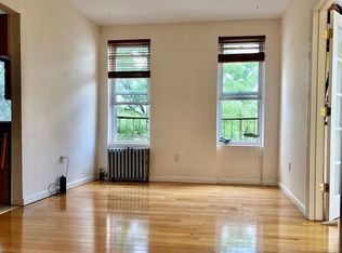 2061 Gates Ave APT 3L, Ridgewood, NY 11385