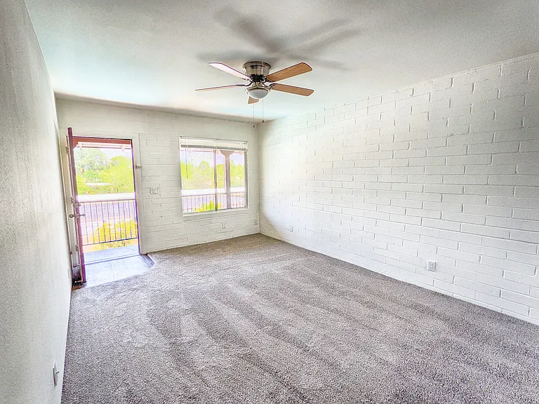 Winterhaven Apartments — Photo 17