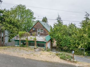 300 North St, Sequim, WA 98382