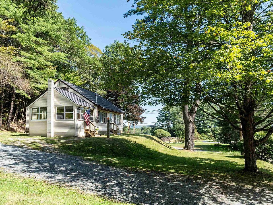 7 Blanchard Drive White River Junction VT 05001 Zillow   1d47693befdc2034f071ca6a3515c9aa Cc Ft 960 