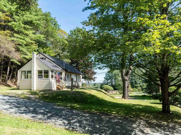 7 Blanchard Drive, Hartford, VT 05001