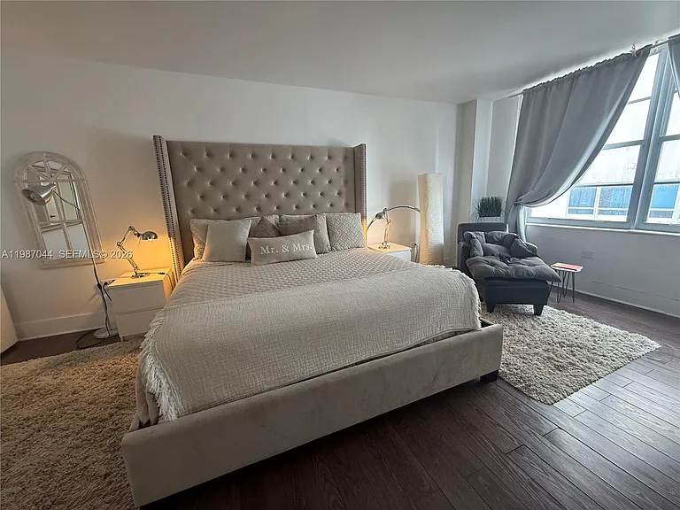 5555 Collins Ave #8R — Photo 29
