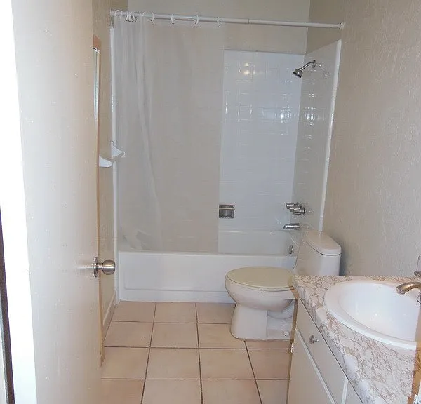 104 Redwood Ave — Photo 6