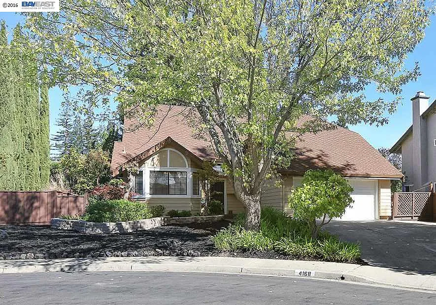 4168 Greenwich Dr photo 1