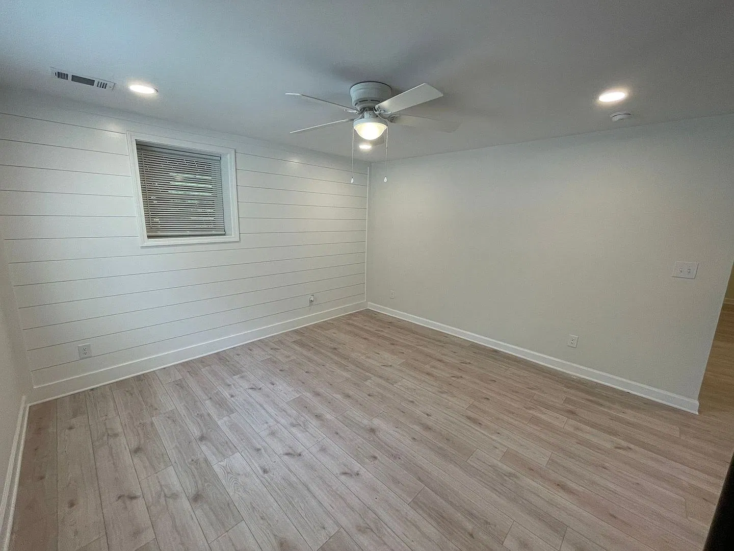Pre-Leasing For August 10th 2027! — Photo 4