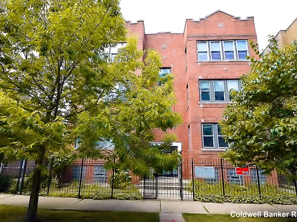 2510 N Harding Ave #2N, Chicago, IL 60647
