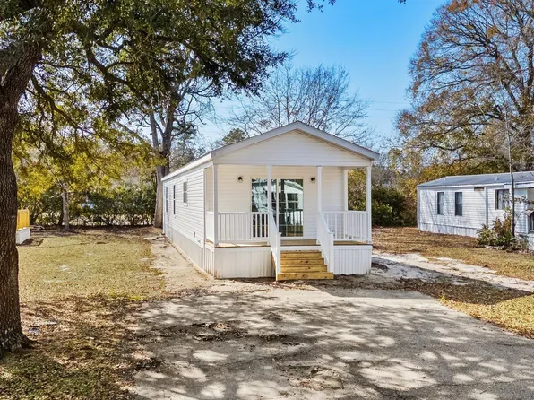 23 Crooked Island Circle, Murrells Inlet, SC 29576