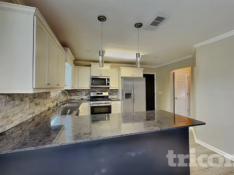 1806 Dalton Way — Photo 7
