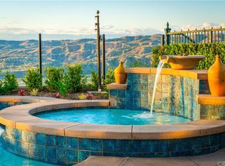 8225 E Serene Ridge Ln, Anaheim, CA 92808