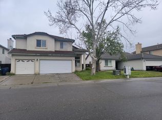 8981 Robbins Rd, Sacramento, CA 95829