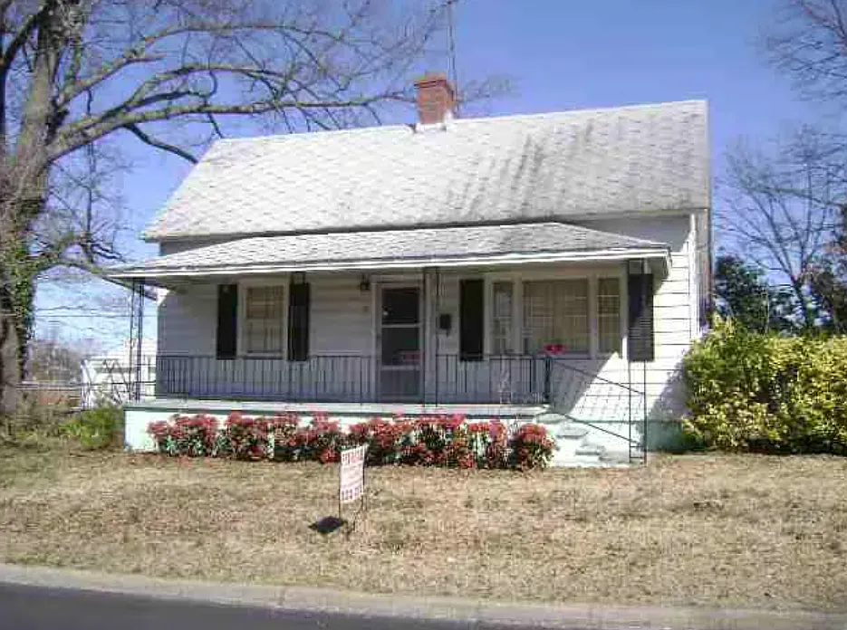 8 Smith Street Gville $1495/mo 2/1 — Photo 1