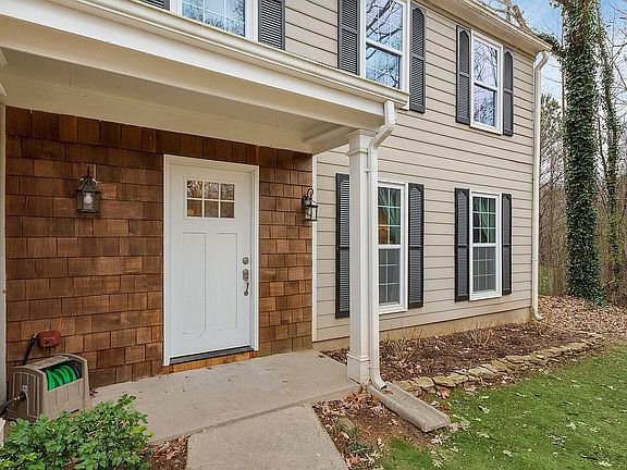 2nd image of 3600 Parkside Ct