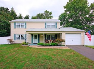 9 Ivory Pl, Aberdeen, NJ 07747