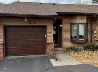 703 Dorland Rd S, Maplewood, MN 55119