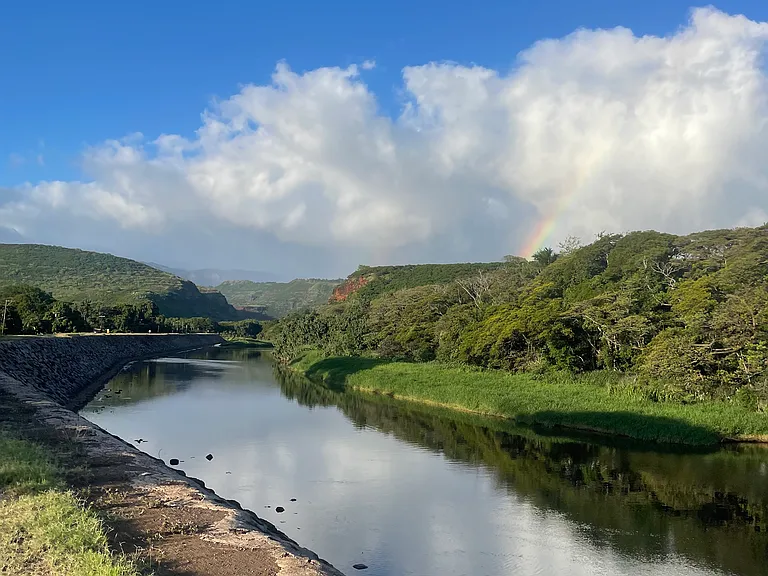 Menehune Rd — Photo 17