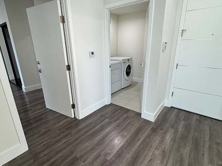 1046 S Serrano Ave #4 — Photo 11