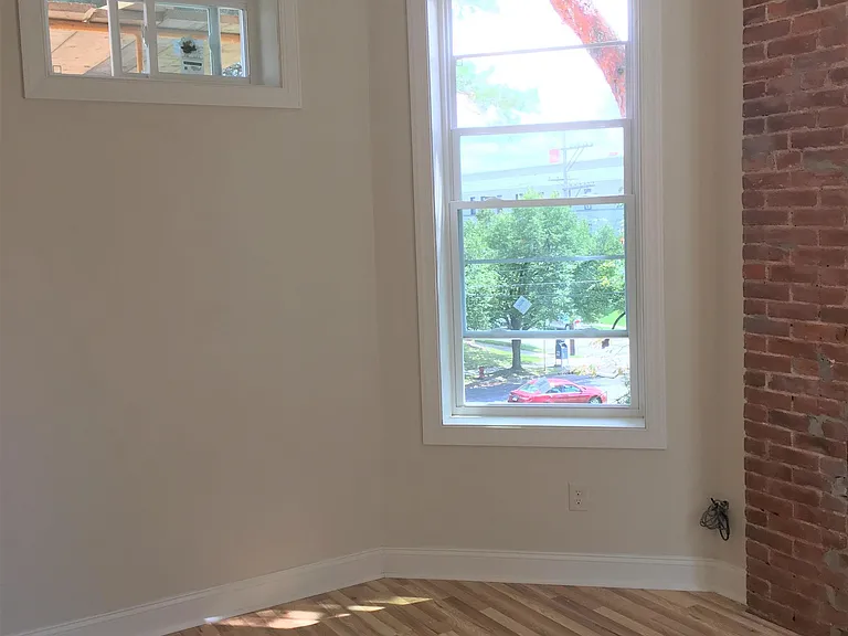 262 S Winebiddle St — Photo 63