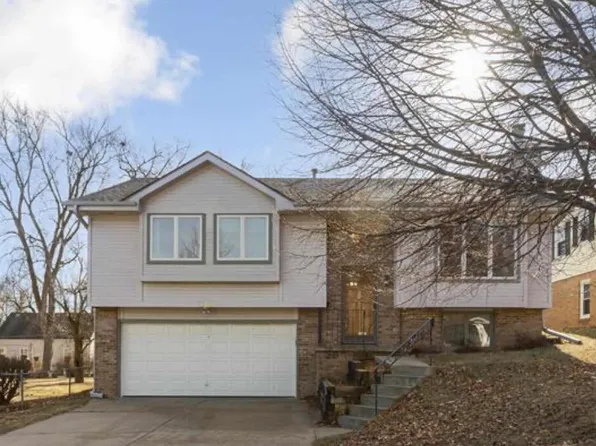 5135 Pacific St, Omaha, NE 68106