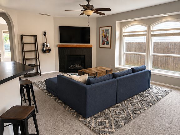 3rd image of 2464 N Lochness Way