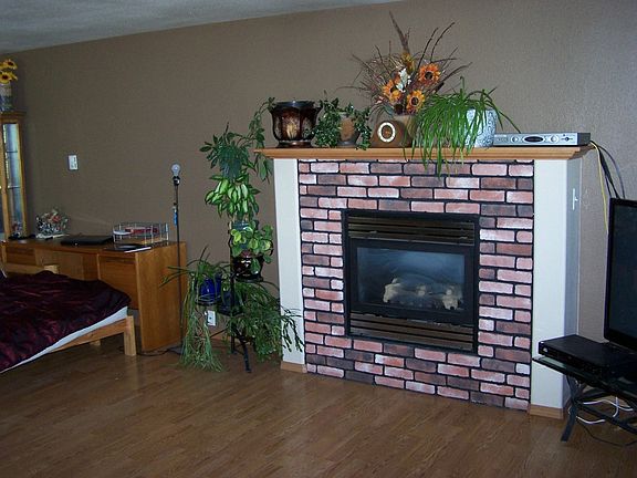 5th image of 10226 32nd St SE