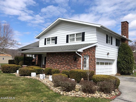 2nd image of 232 Edgewood Dr