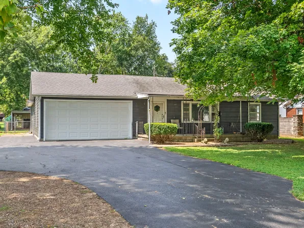 1715 E 9th St, Hopkinsville, KY 42240