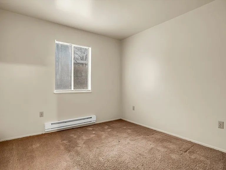 Beaver Creek Village Apartments — Photo 17