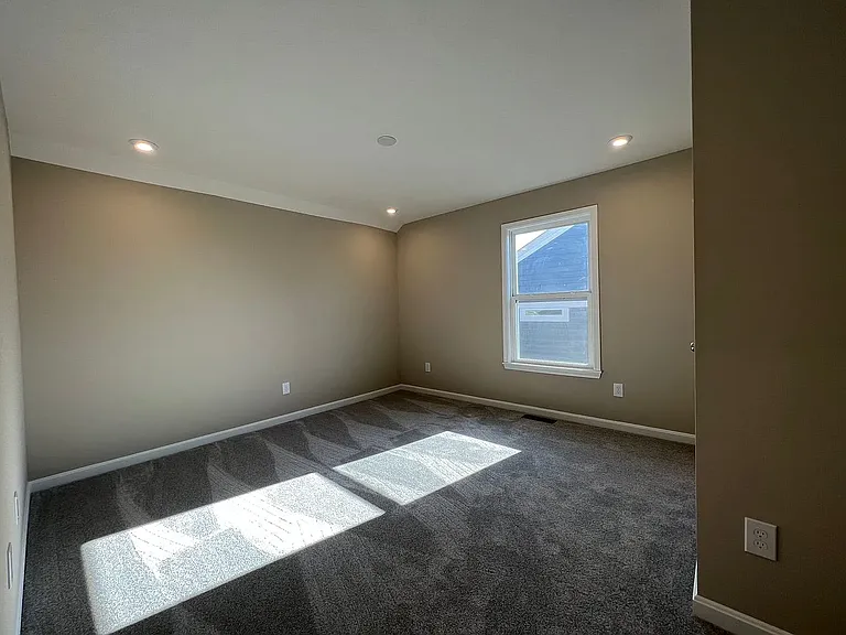 15926 Long Meadow Way — Photo 12