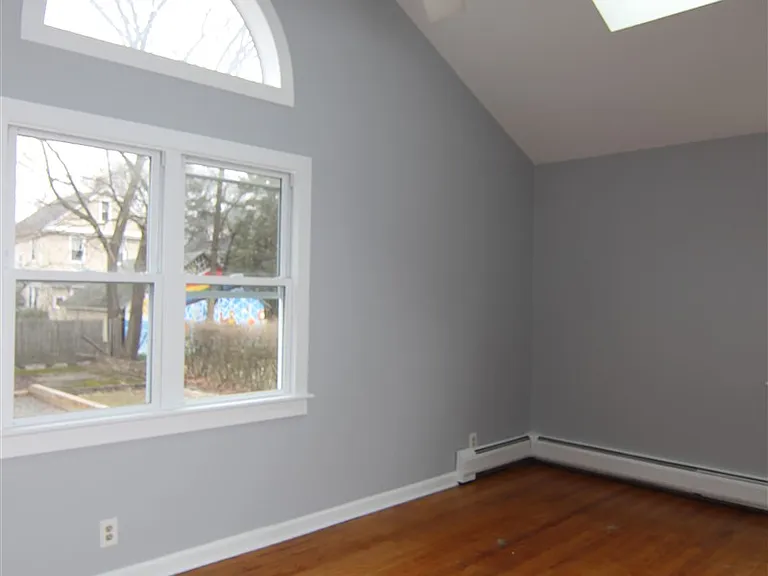 36 Prairie Ave #1 — Photo 17