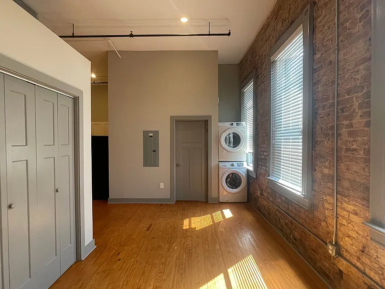 614 Poplar St — Photo 20