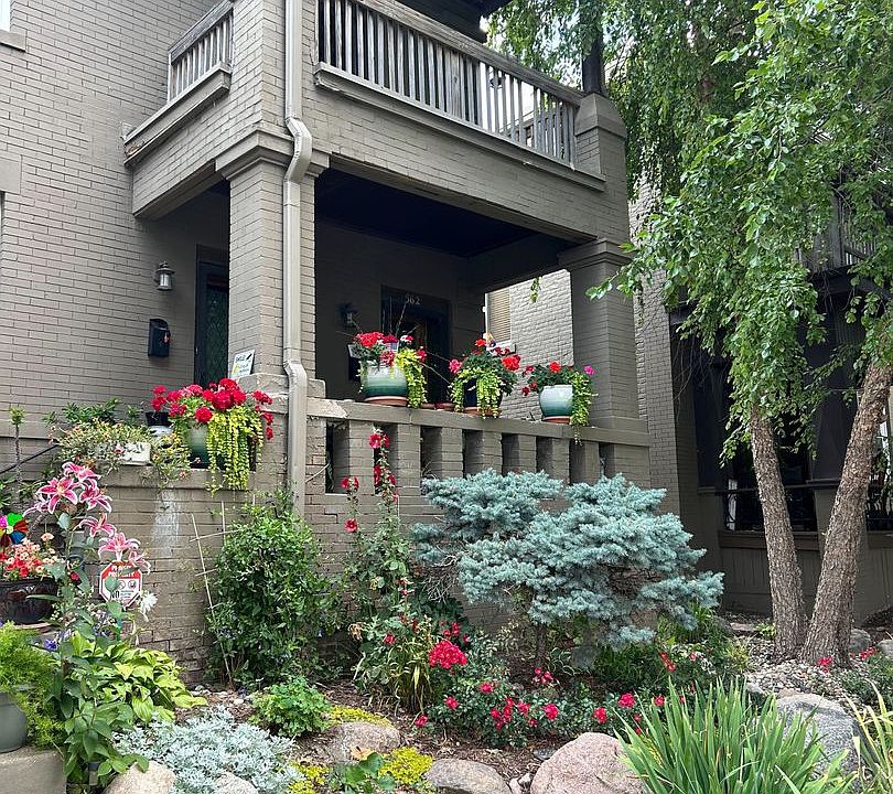 1st image of 562 S 26th Ave
