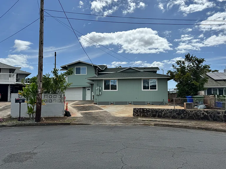1074 Maiha Cir #A — Photo 1