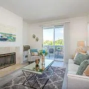 3 bed, 1182 sqft, $4,336 — Photo 2