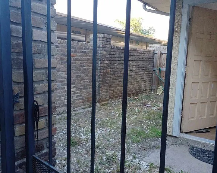 8560 Park Ln — Photo 5
