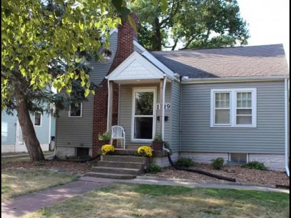 1619 W University Ave, Champaign, IL 61821