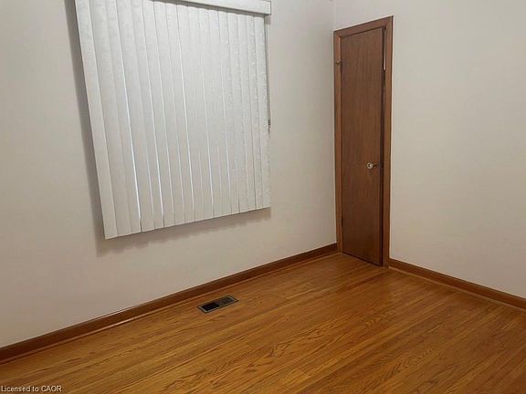 5th image of 2040 Barton St E