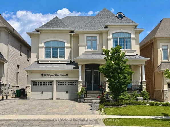 47 Royal West Dr, Brampton, ON L6X 2M2