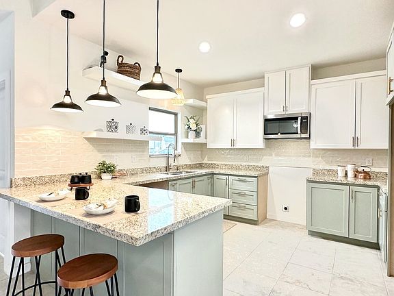 5th image of 507 Cienega Ln