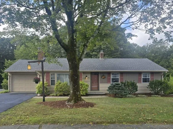 42 Mark Bradford Dr, Holden, MA 01520