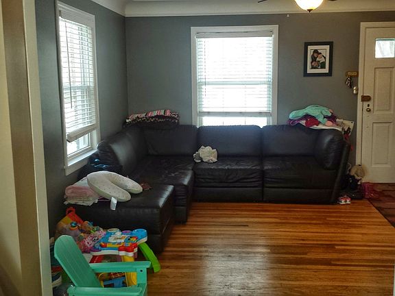 4th image of 6442 N Oketo Ave