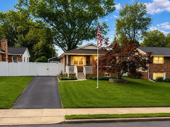 606 Apple Ave, Frederick, MD 21701