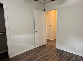 413 S Meadow Ln, Mustang, OK 73064
