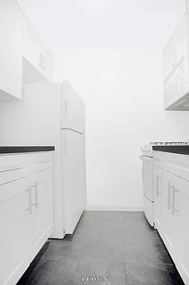 Rented by Town Residential | media 3