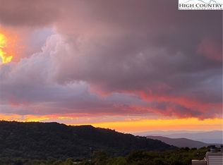 301 Pinnacle Inn Rd UNIT 2302, Banner Elk, NC 28604