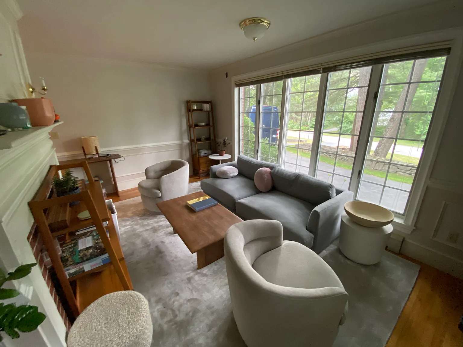 5 bed, 4800 sqft, $7,200 — Photo 3