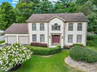 1008 Di Bella Dr, Schenectady, NY 12303