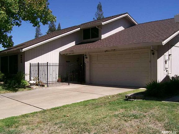 5th image of 3008 Sand Dollar Way