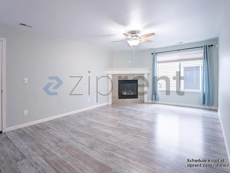 34030 SE Carmichael St — Photo 3