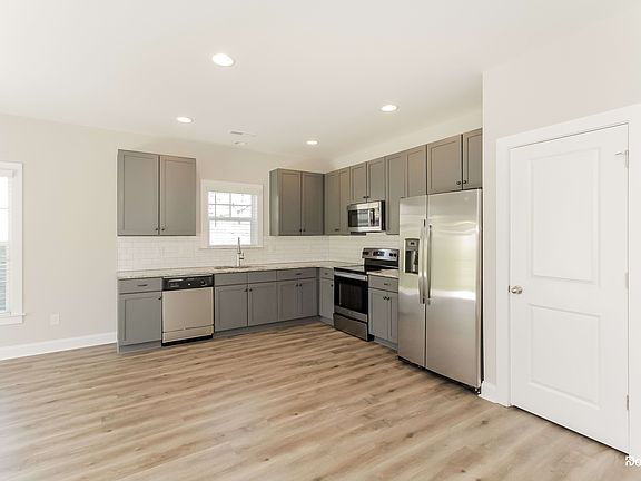 5th image of 501 Owen Blvd