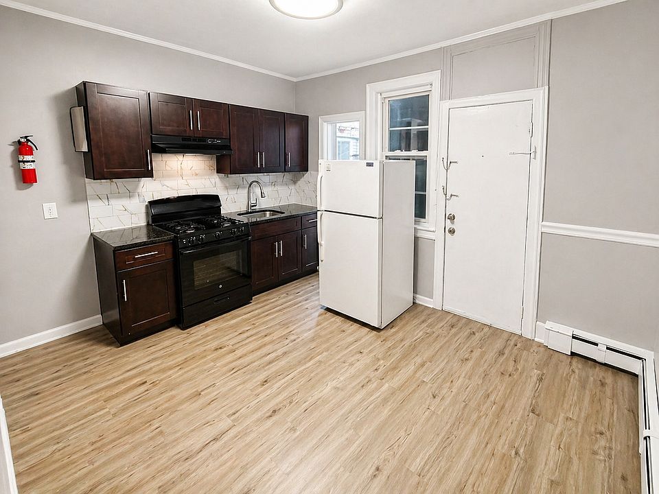 1st image of 381 Central Ave #1B